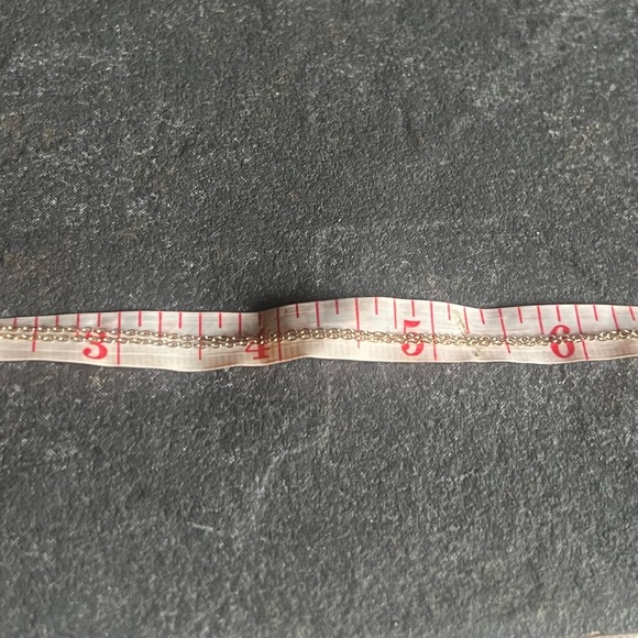 Hallmarked 10k yellow gold pendant and 10k yellow gold chain . - Picture 9 of 11